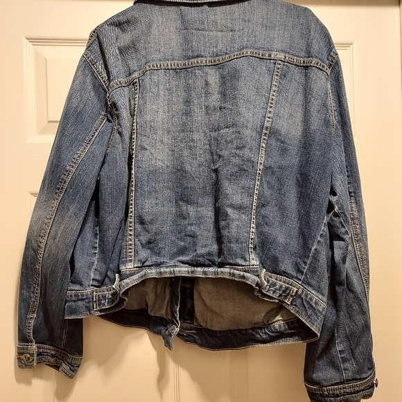 Torrid Denim Jacket - Picture 4 of 6